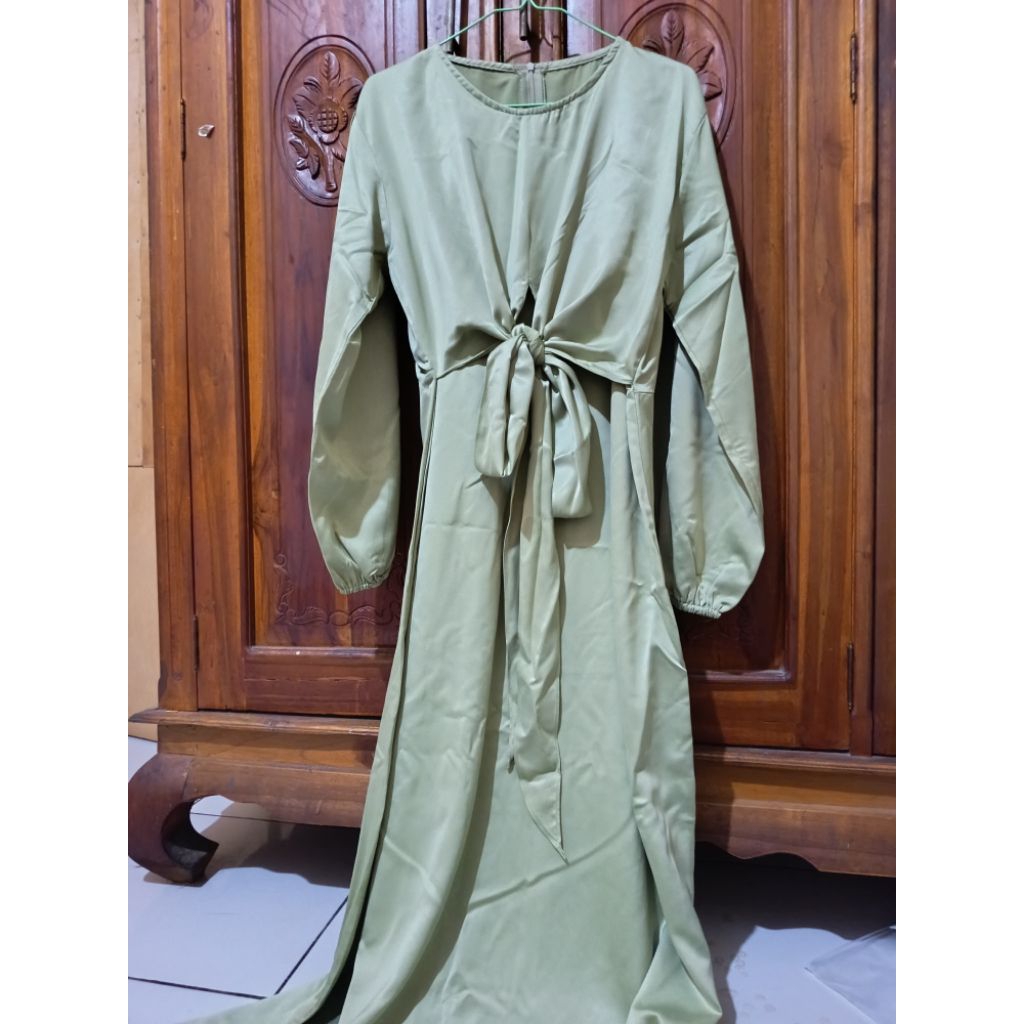 preloved gamis satin