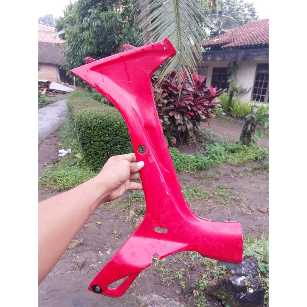 Sayap Dalam Yamaha FizR Fiz R Sebelah Kiri Original 4US