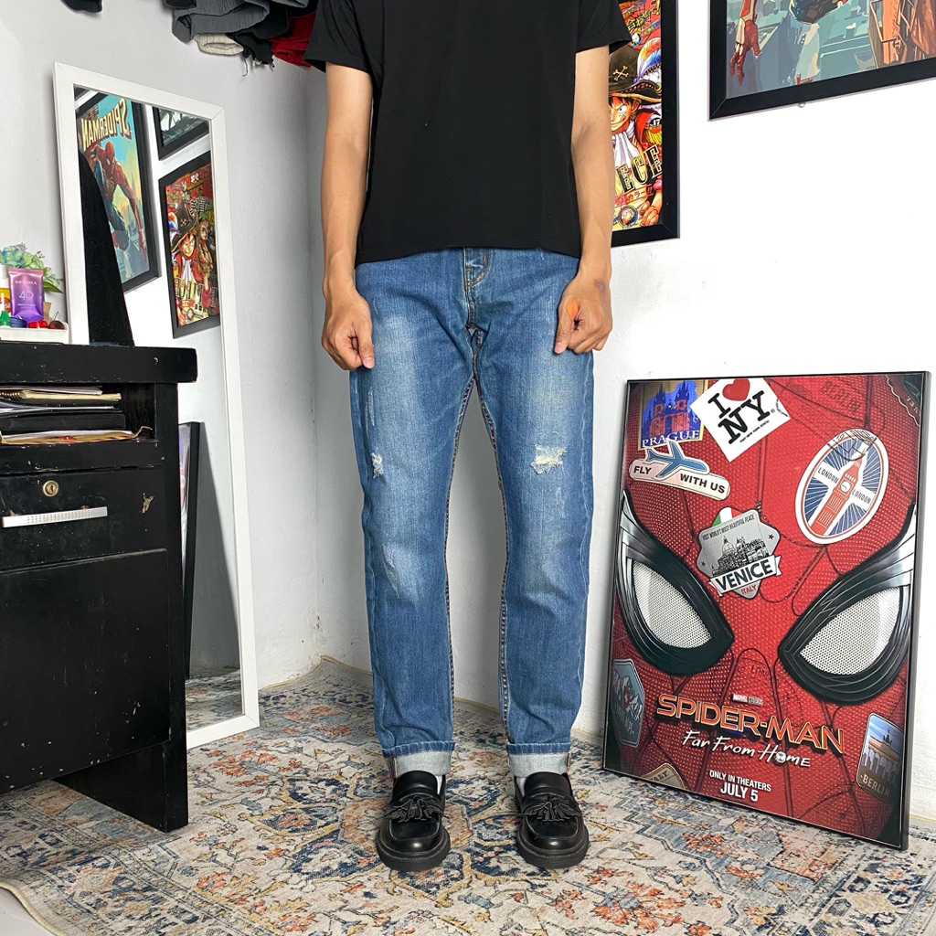 8SECOND STRETCH RIPPED BLUE JEANS