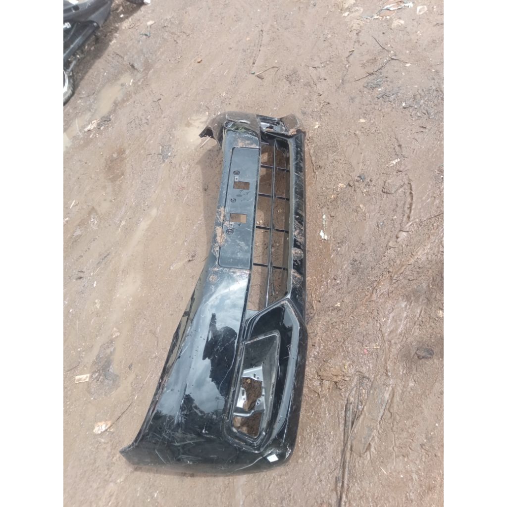 bumper bemper depan Honda Mobilio tipe E original copotan