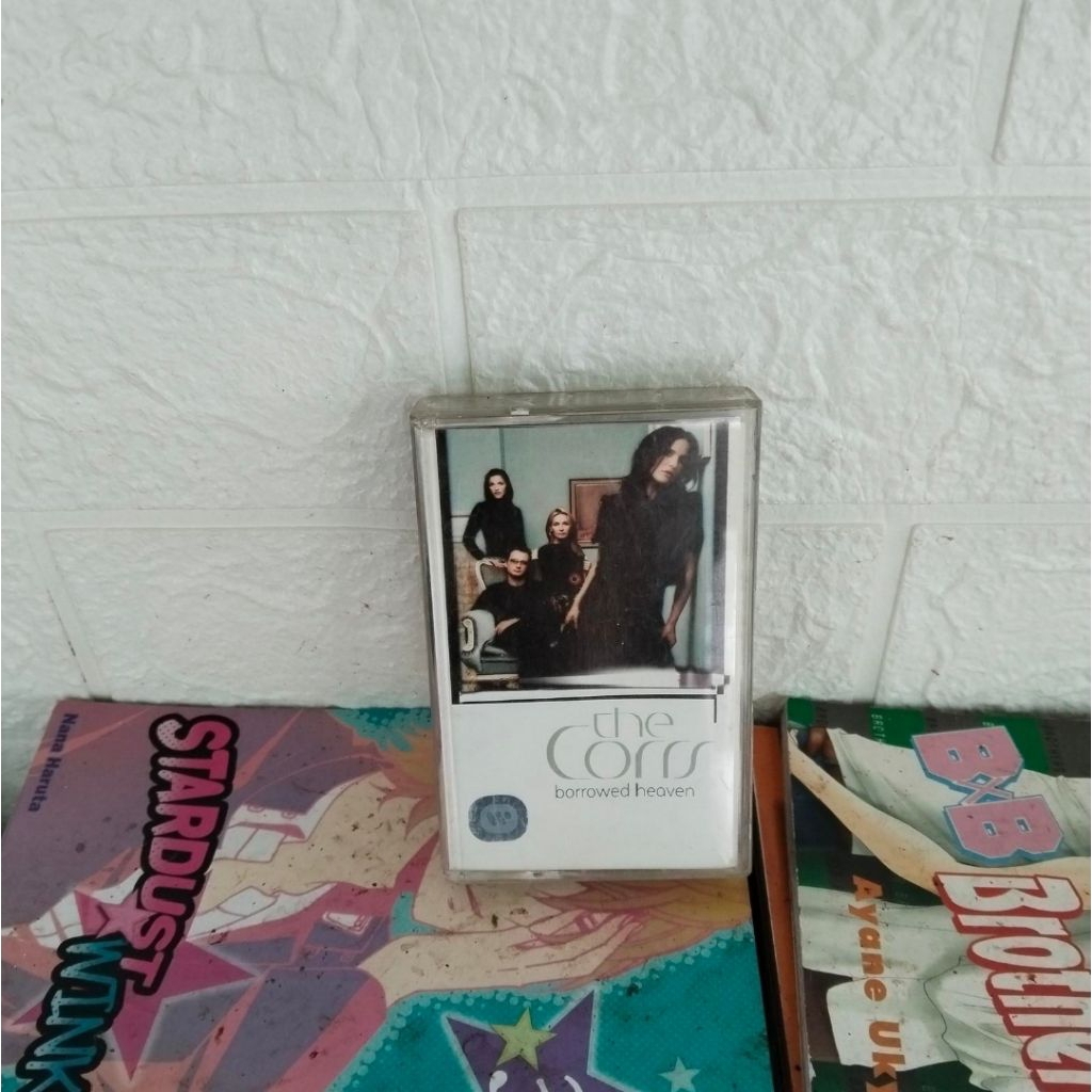 Kaset Pita The Corrs Borrowed Heaven