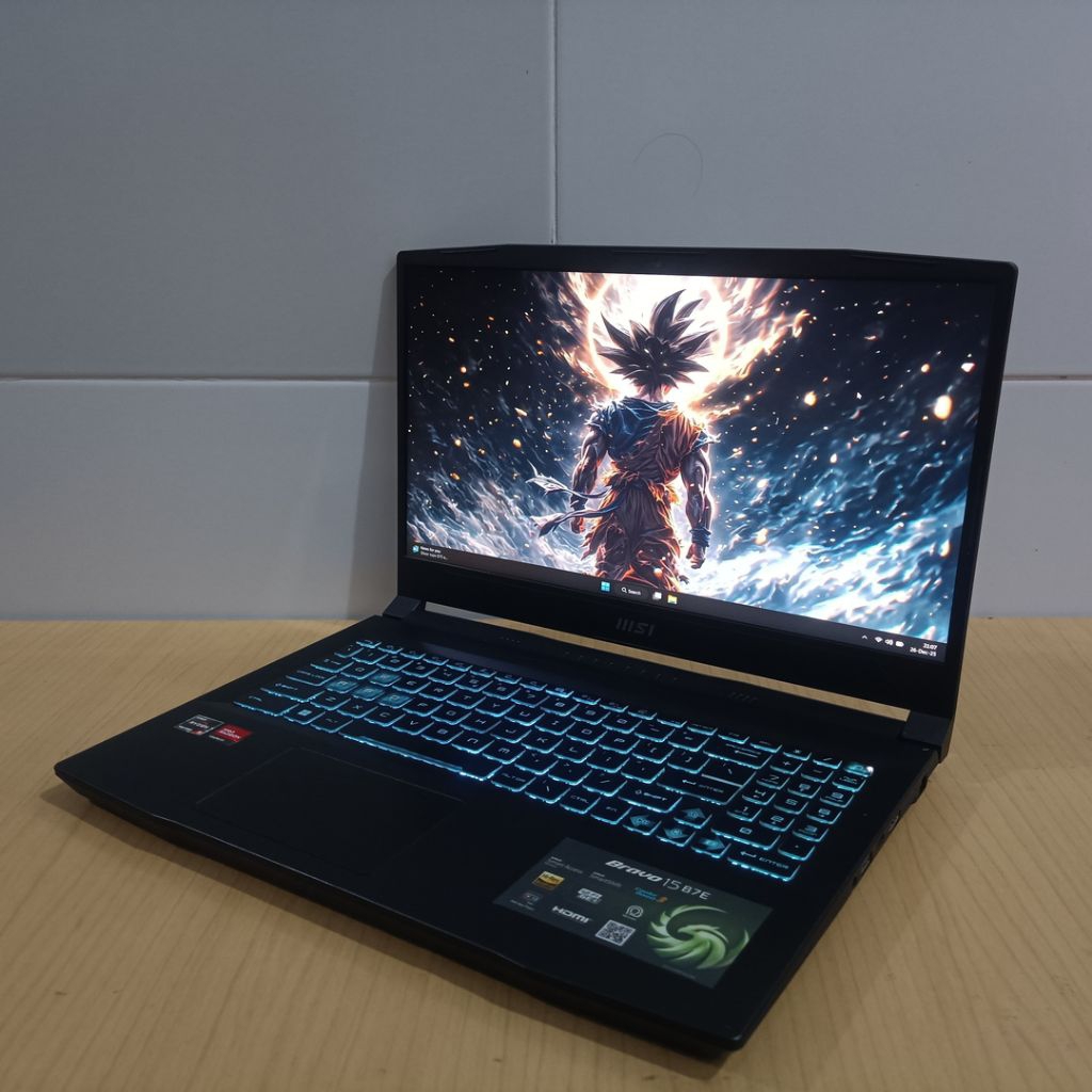 MSI BRAVO 15 B7ED - RYZEN 5 7535HS | RAM 8 GB | VGA RX 6550M / RTX 3050 | LAYAR 144 Hz