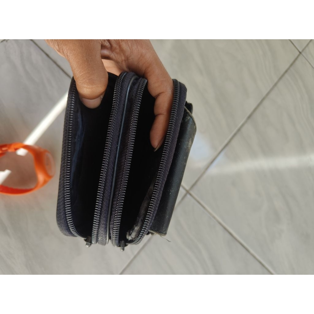 dompet kulit Hugo boss