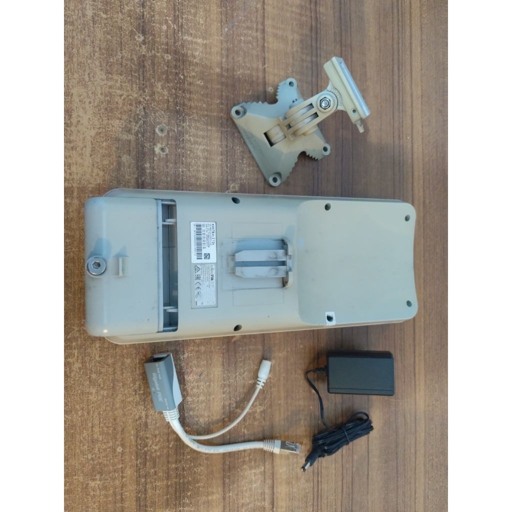 Mikrotik Mantbox 12s