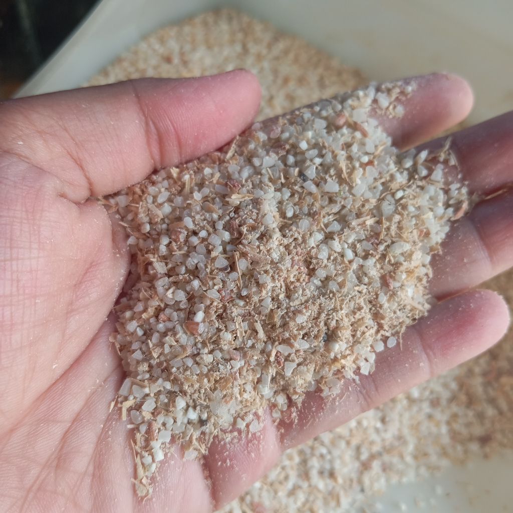 Beras Menir 1kg / beras patah / beras benyer / pakan ayam bebek / umpan ikan