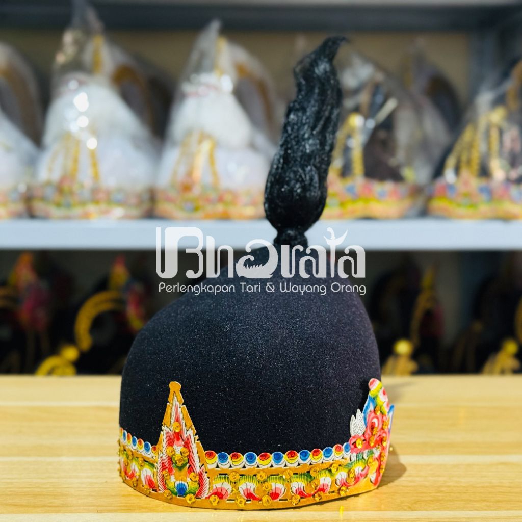 Irah-irahan/Kuluk/Mahkota Wayang Orang Bagong