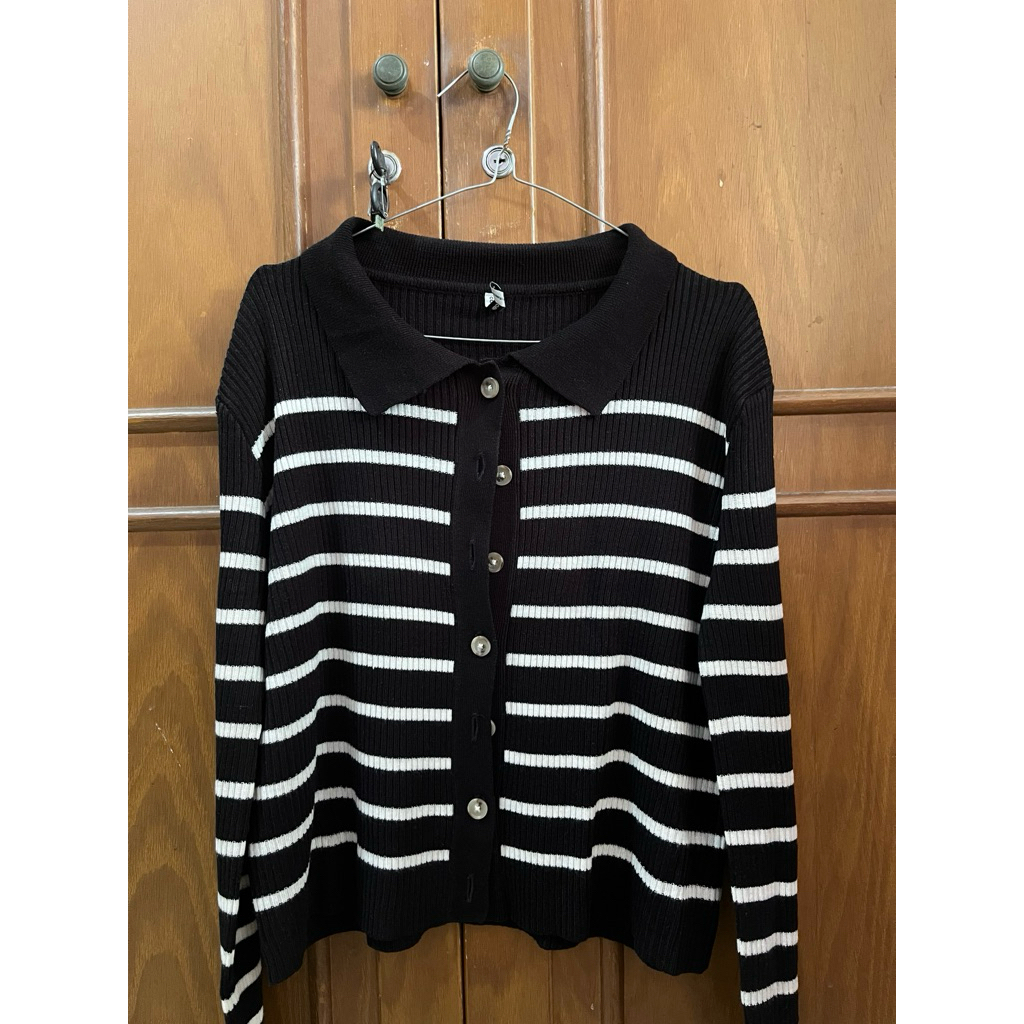 Preloved cardigan, kemeja, sweater, crewneck colorbox c2 mayoutfit ada