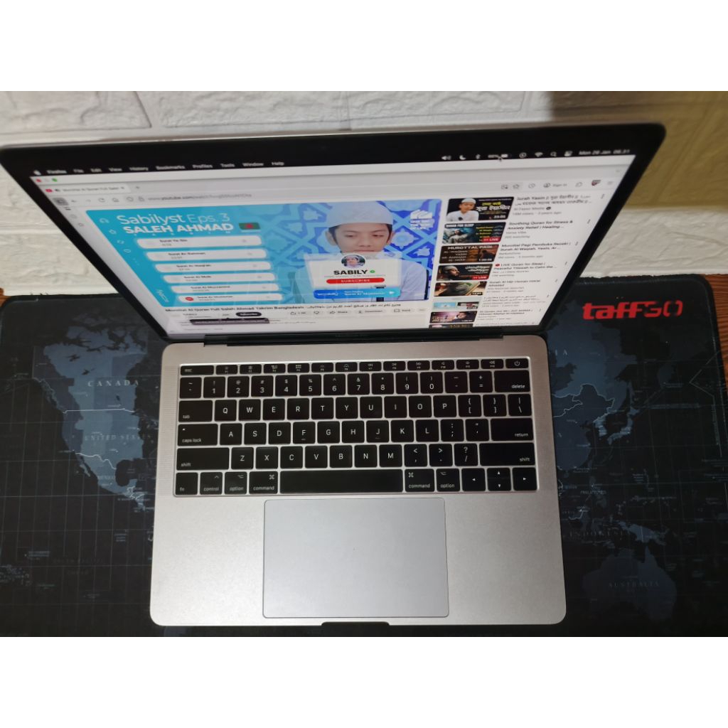 Macbook Pro 2017 Non Touchbar Mulus