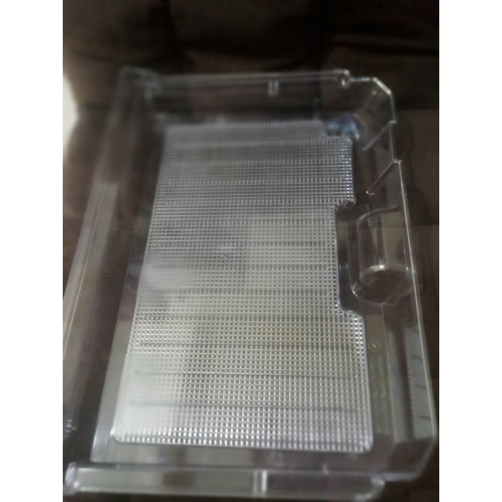 RAK IKAN ,SAYUR, BUANGAN AIR KULKAS POLYTRON