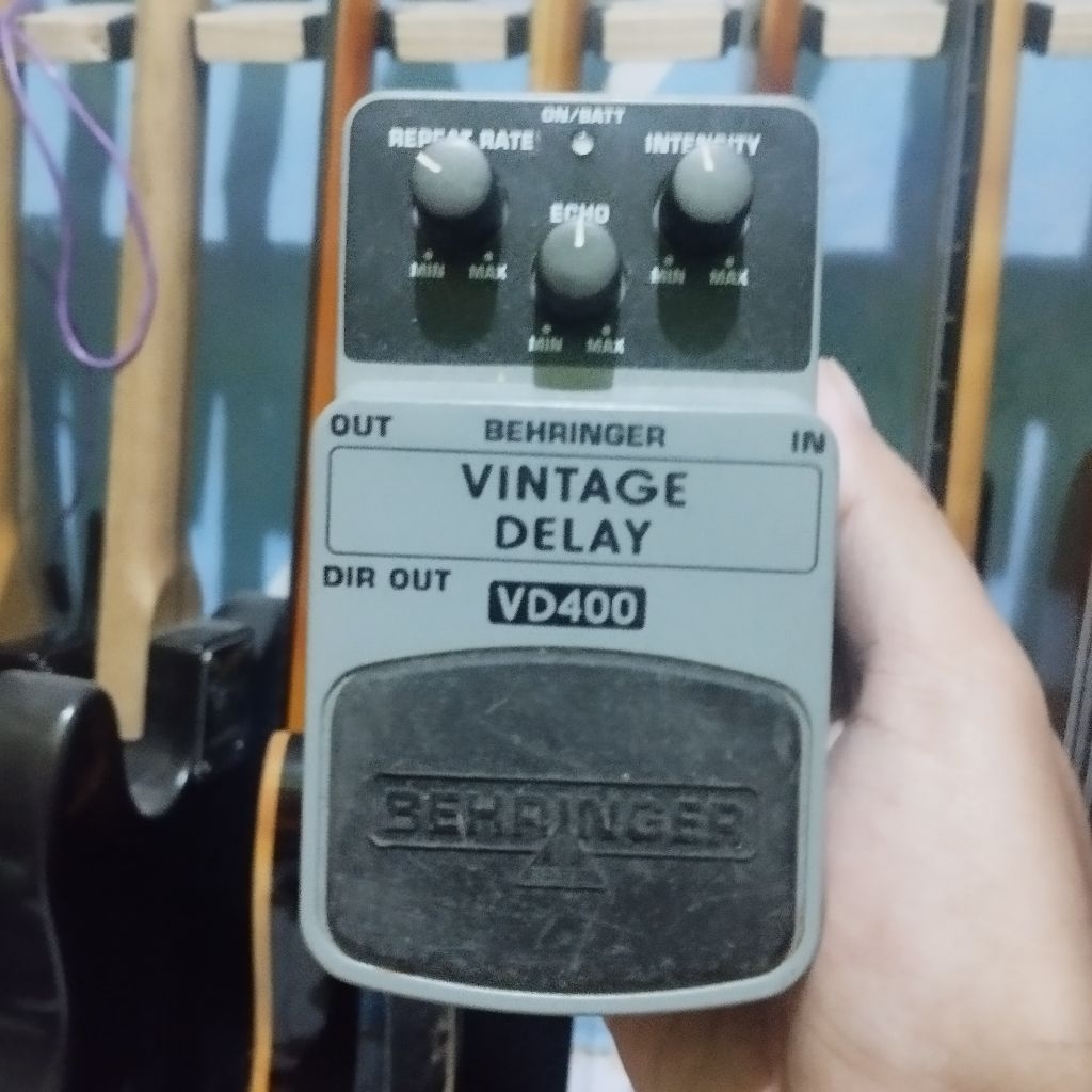 EFEK GITAR BEHRINGER VINTAGE DELAY VD400 SECOND NORMAL MURAH