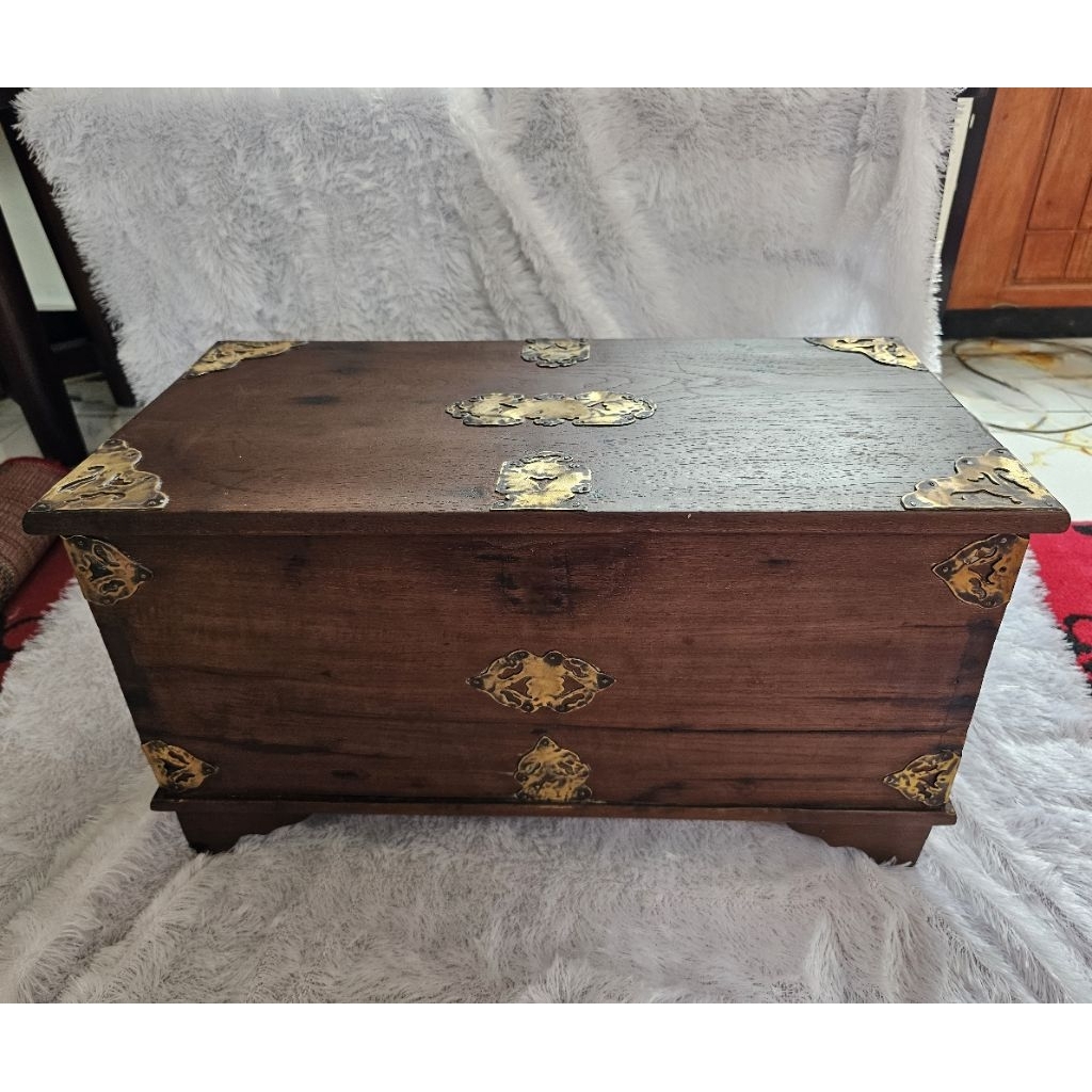 PETI KOTAK KAYU JATI TUA / JATI LAWAS, ANTIK / VINTAGE