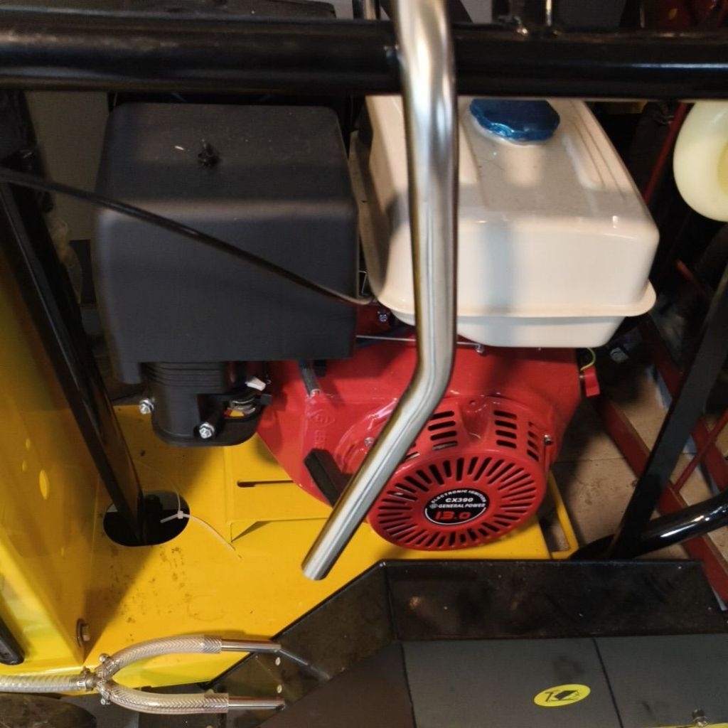 Engine Honda 3Hp 2tak bensin ( mesin saja)