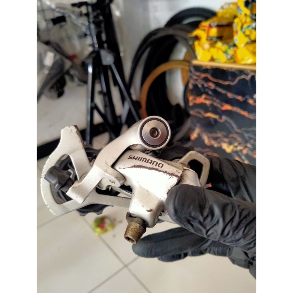 RD Shimano R2300 8/9 speed