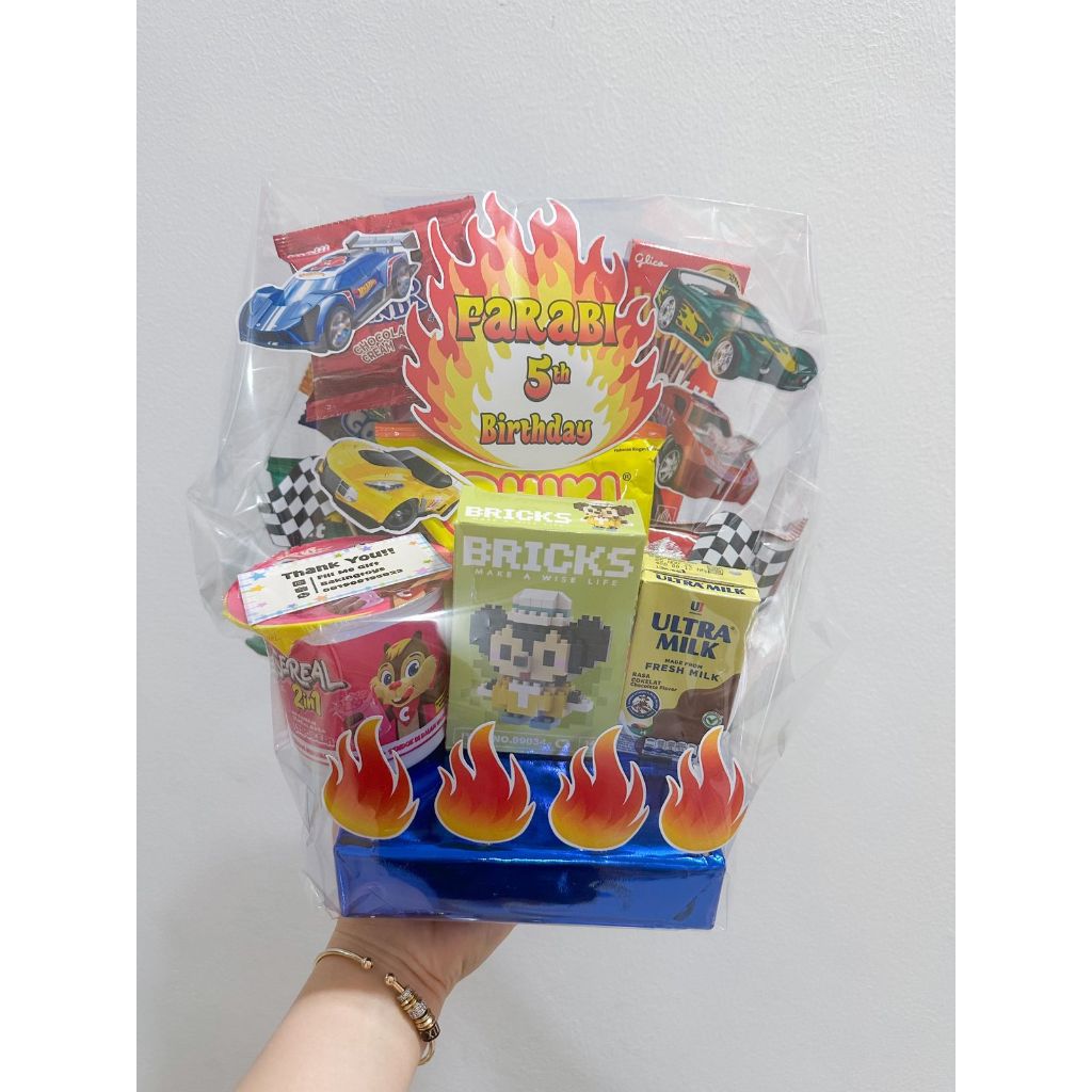 Mini Hampers Birthday Snack Mading Ulang Tahun / Kado Ulang Tahun Hot Wheels