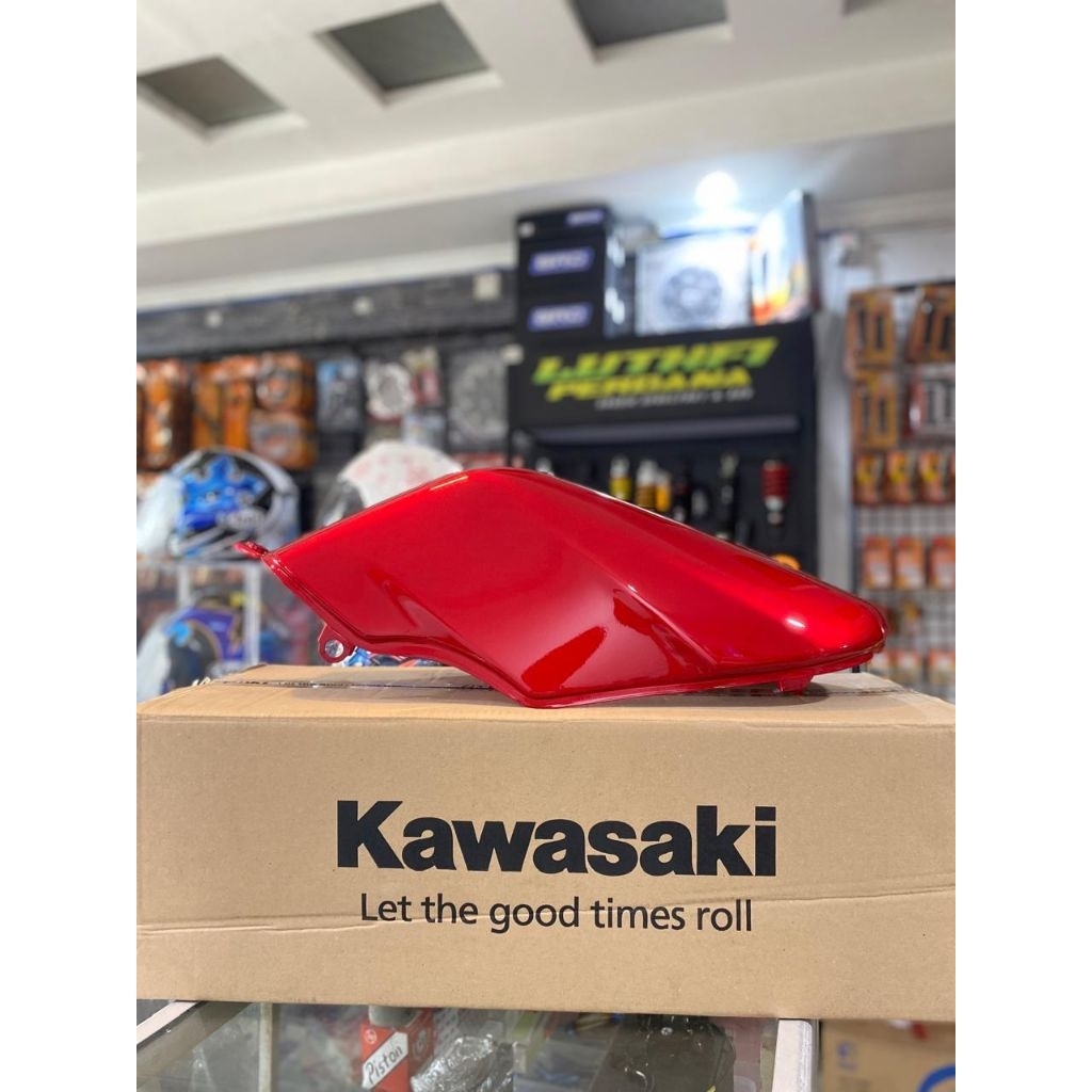 TANGKI NINJA R SS MERAH ORIGINAL KAWASAKI