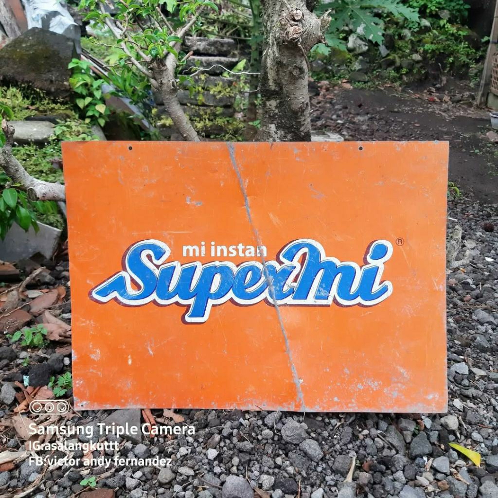 Iklan seng mi instan supermi