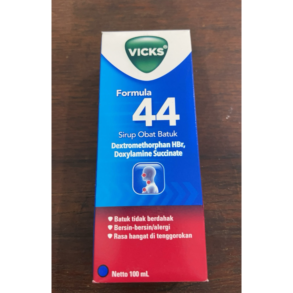 Sirup Obat Batuk Dewasa Vicks Formula 44