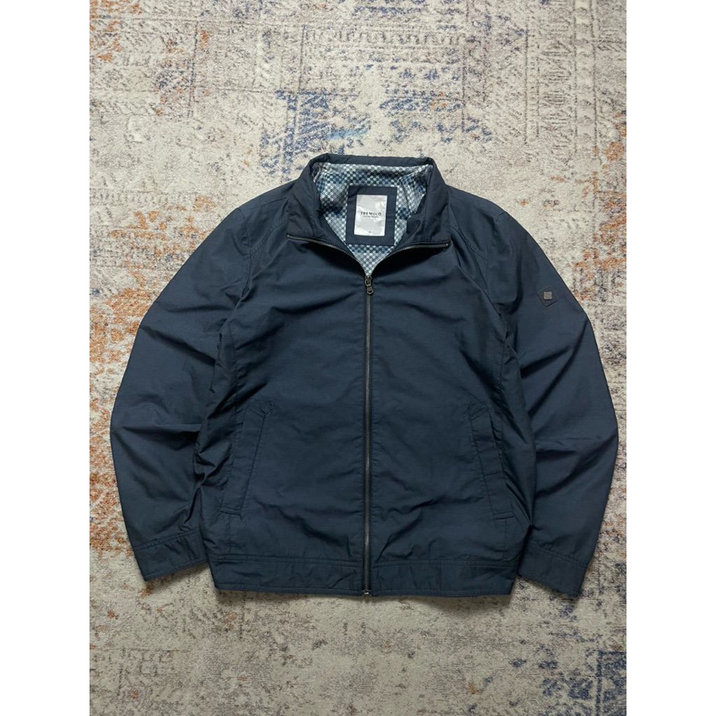 Tremolo jacket