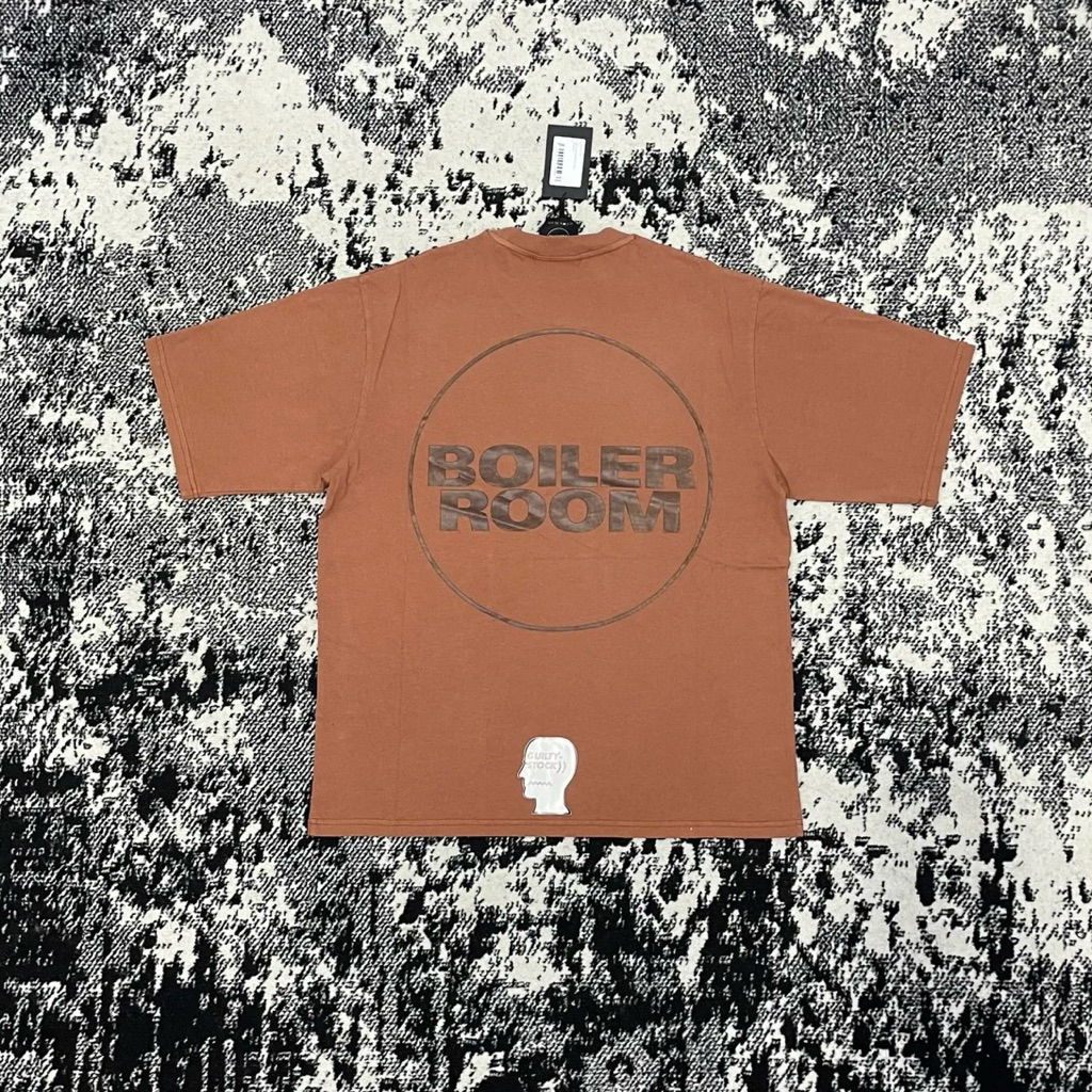 BOILER ROOM REACTIVE LOGO TEE CARAMEL