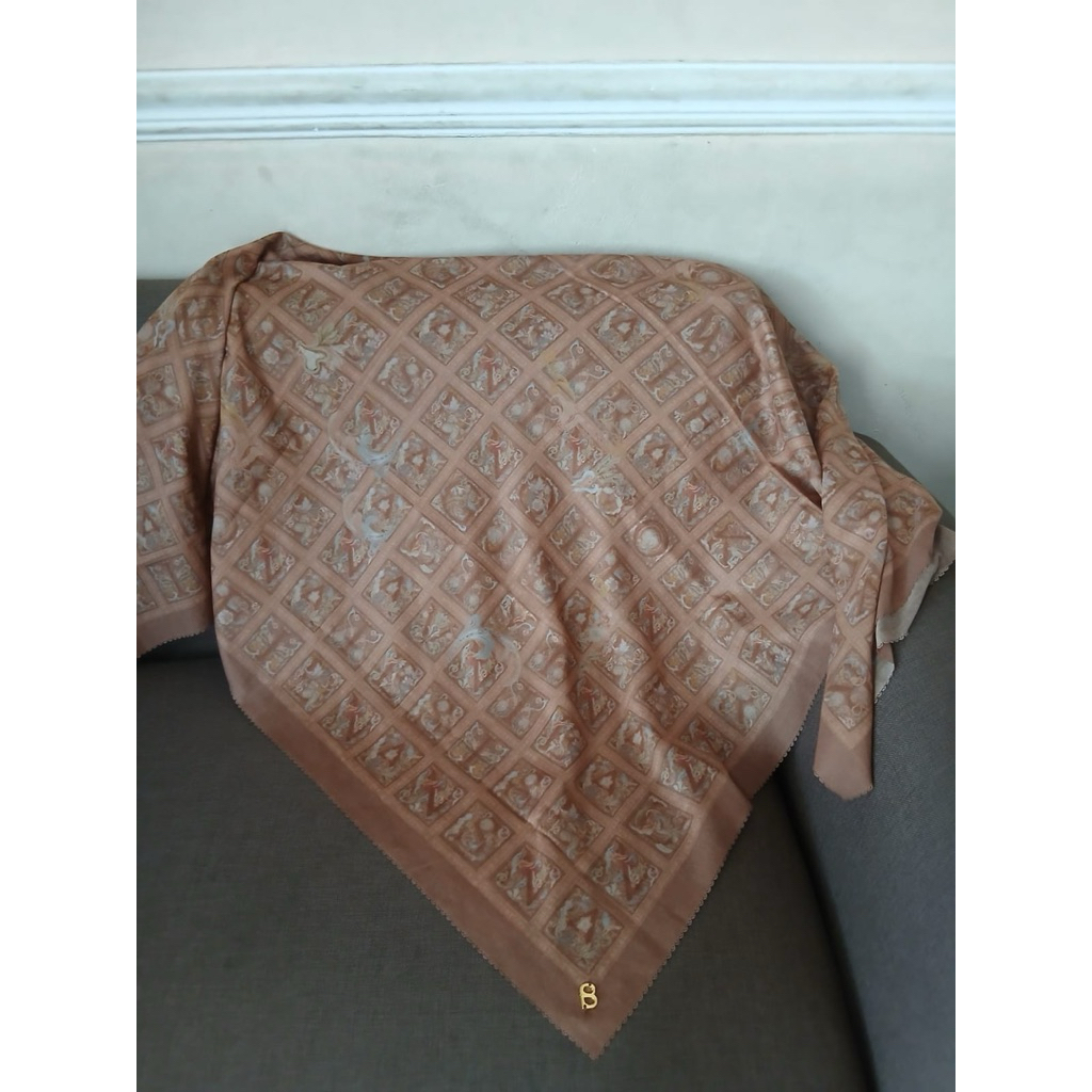 Preloved Buttonscarves | PL Buttonscarves