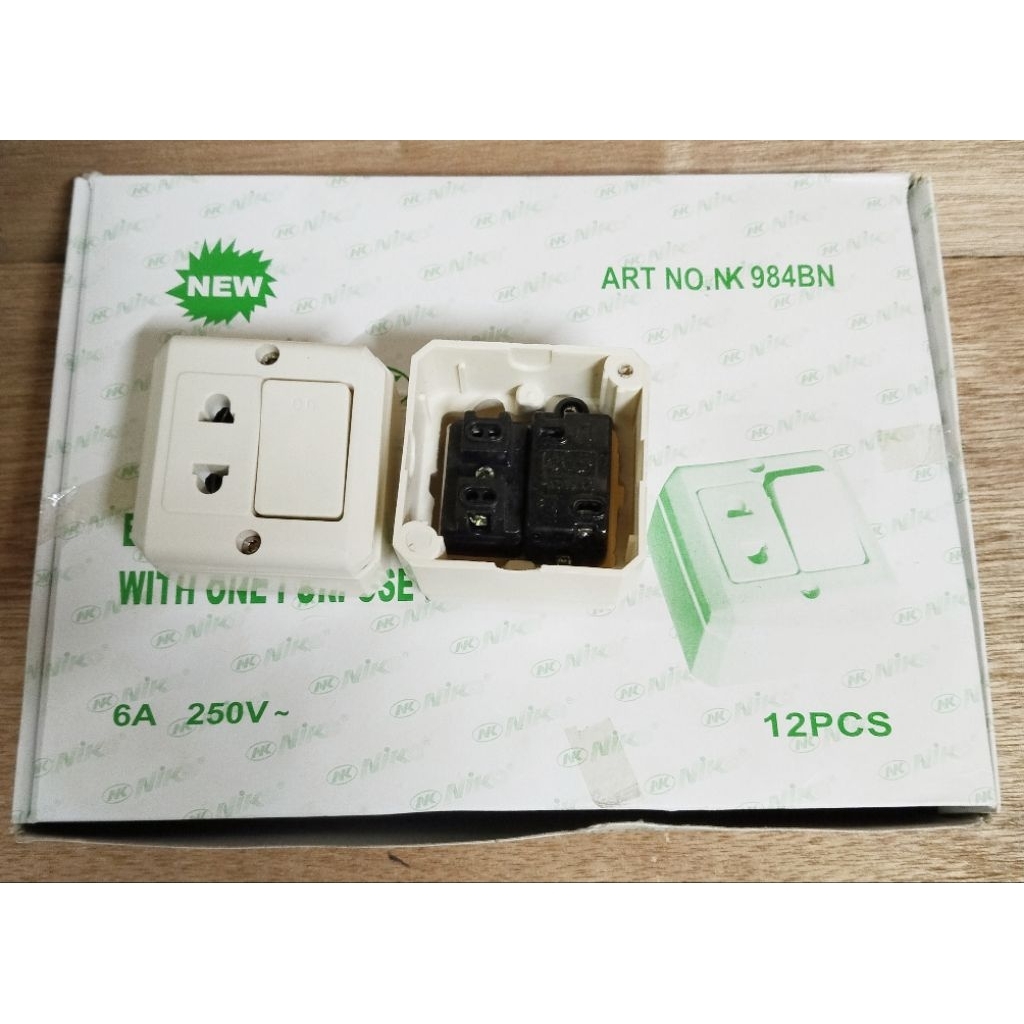 1pax isi 12pcs saklar & stop kontak tempel kayu  breck Niko