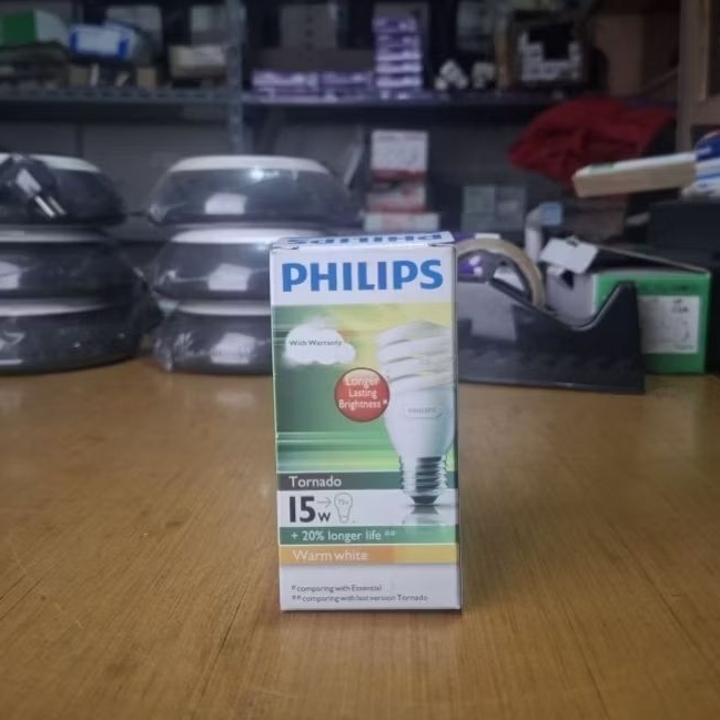 [HABISIN STOK] PHILLIPS LAMPU TORNADO 15 WATT - WARM WHITE