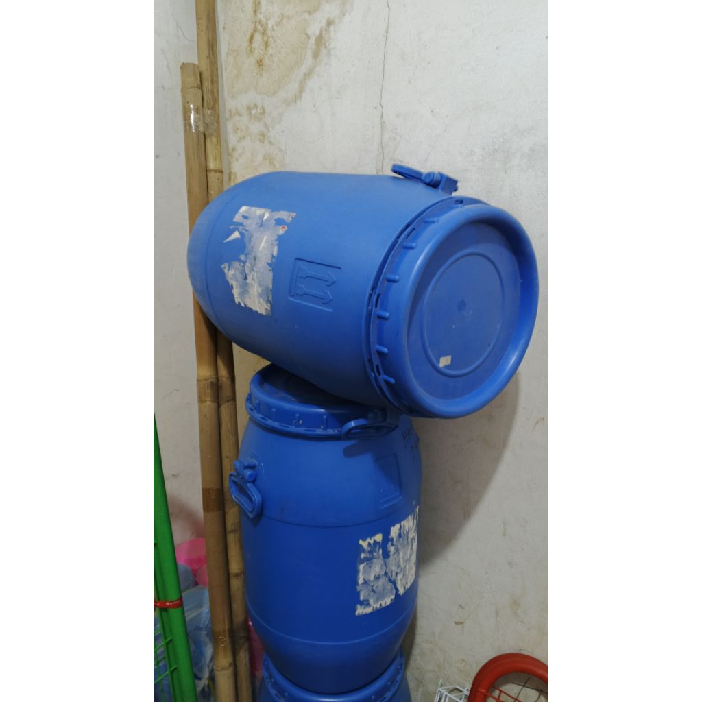 Drum 60 Liter bertutup. bahan tebal kuat dan awet di jemur