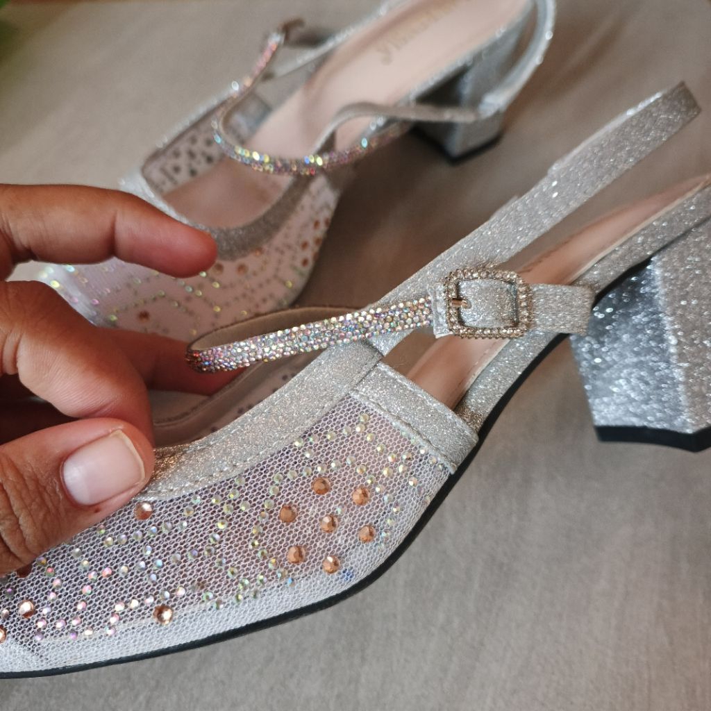 preloved sepatu pesta