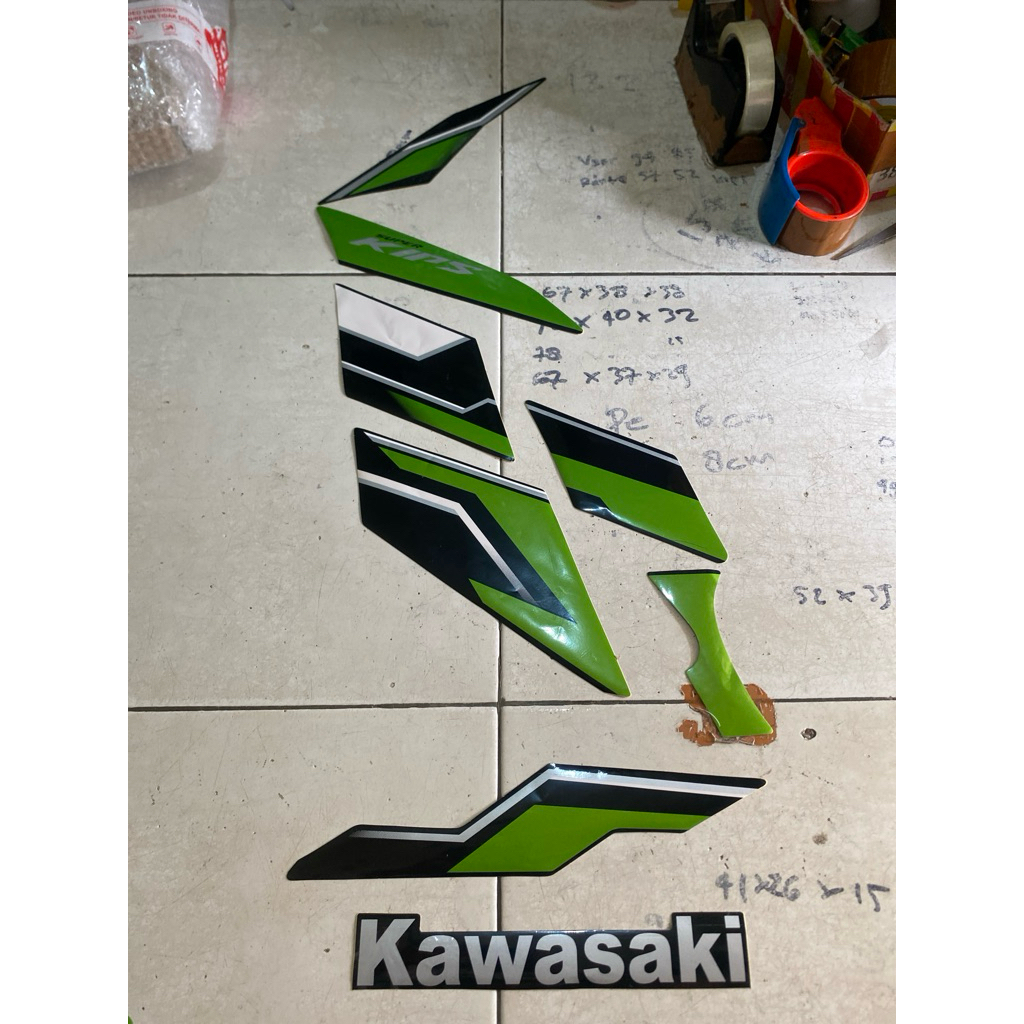 Striping stiker fairing kiri ninja rr new 2015