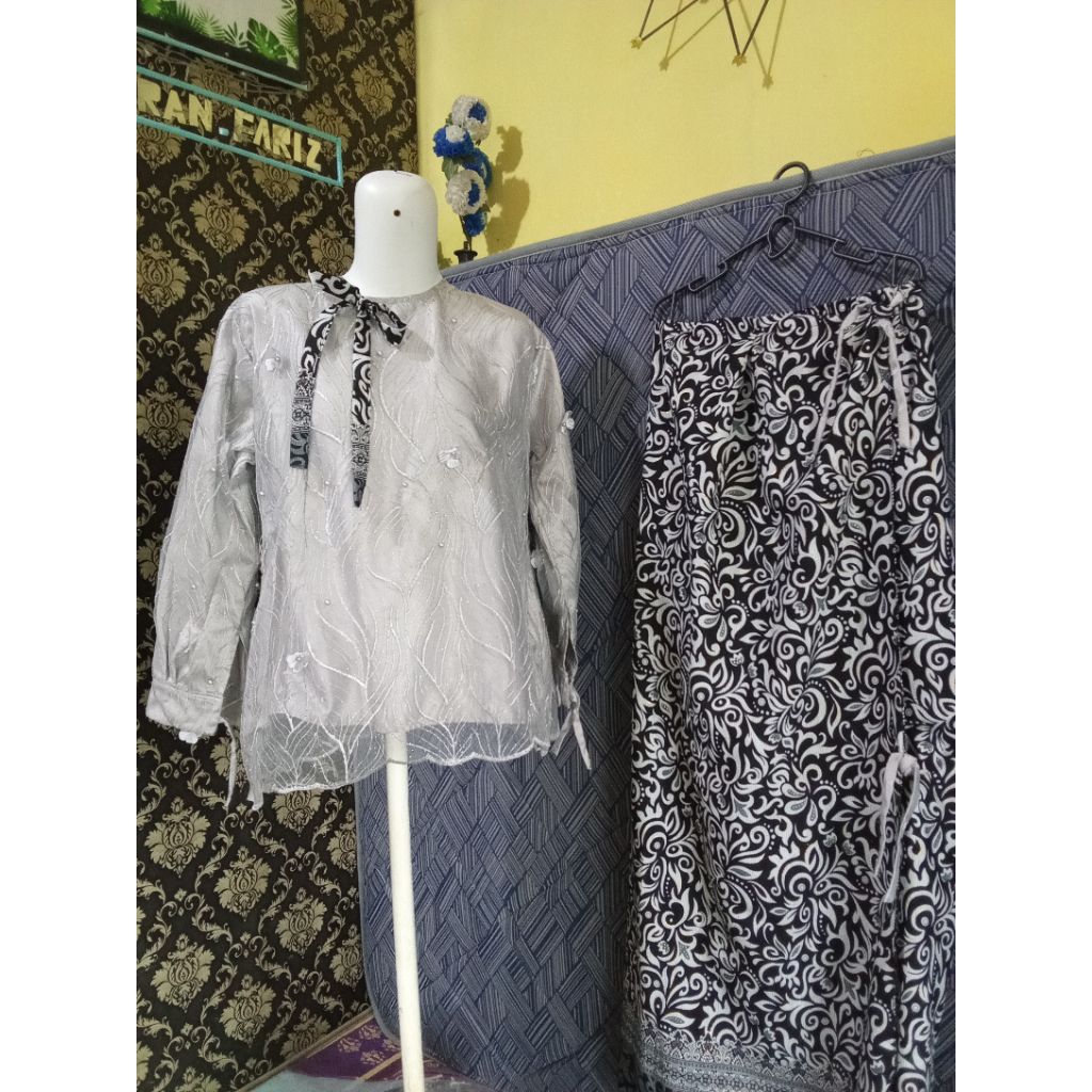 Setelan pesta kondangan wanita preloved