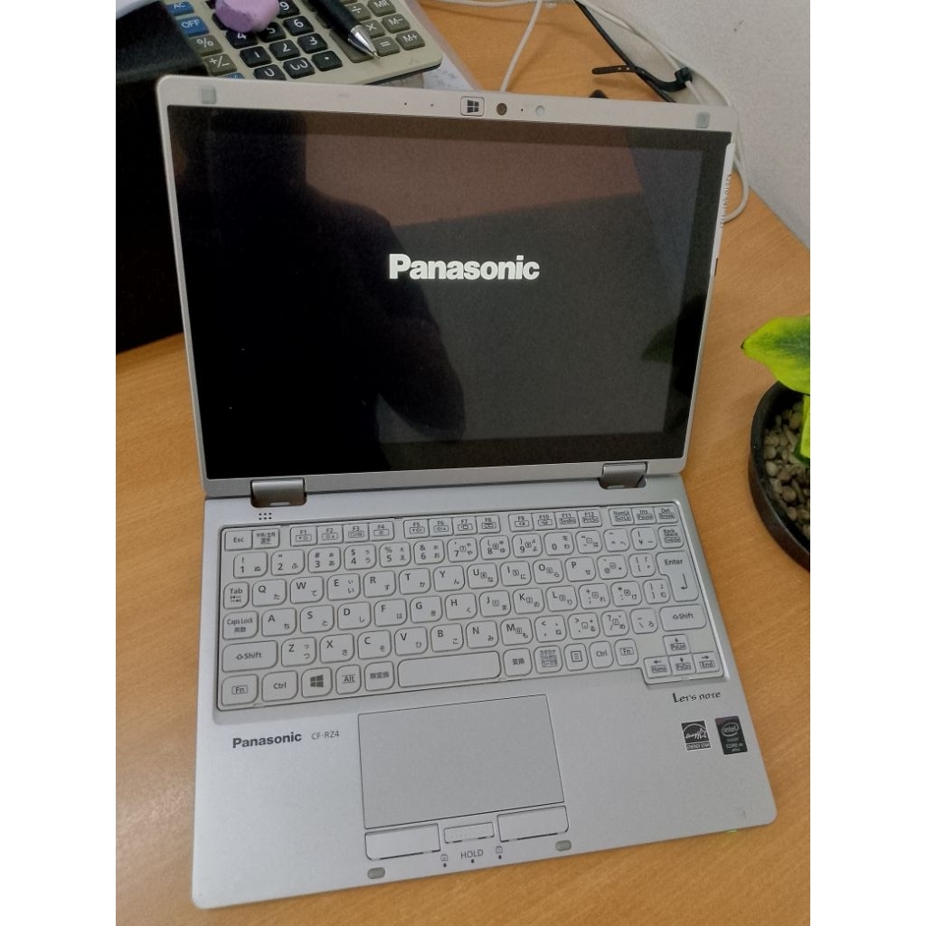 laptopmurah panasonic cf-rz4 core m- 5y71 5th gen 2in1 touchscren//ram 4gb //SSD 128gb