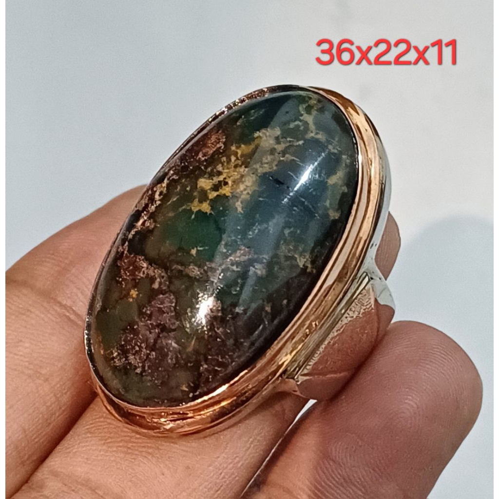 Pirus persia hijau urat emas lawasan ikat perak 2031