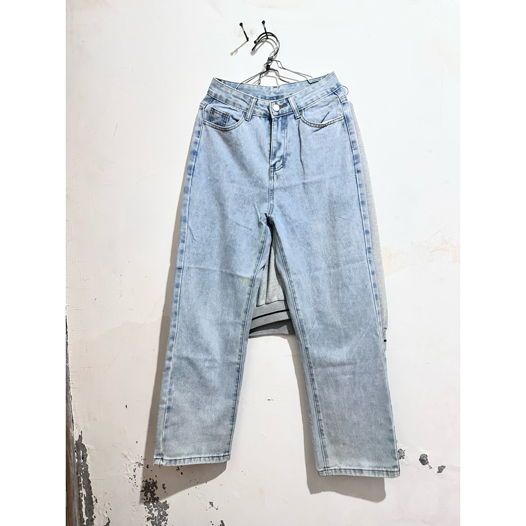 lulu jeans
