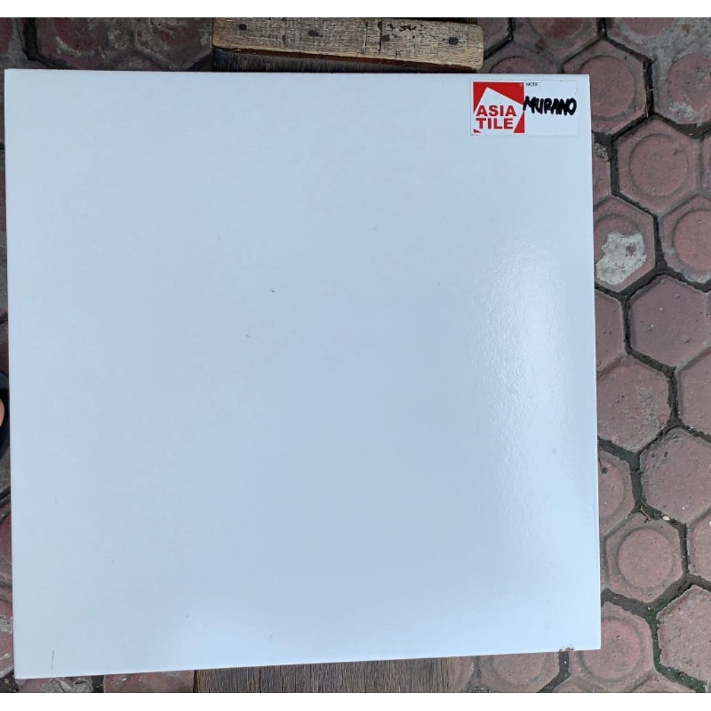 Asia Murano 40x40 Glosy KWC