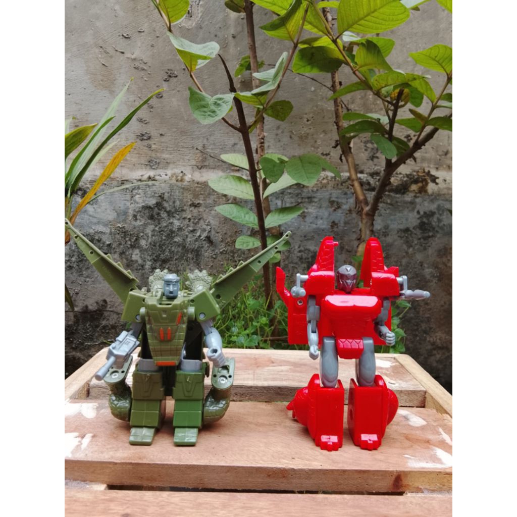 mainan hewan transform robot hokben