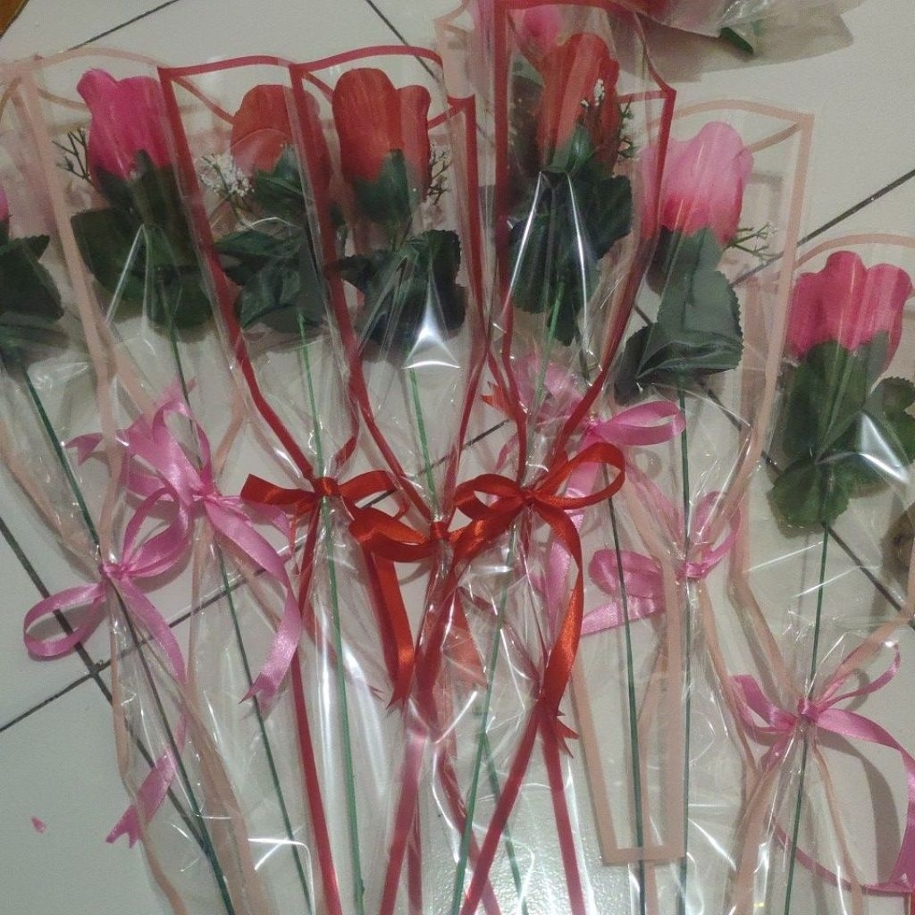 Buket bunga 1 tangkai bunga mawar tangkai