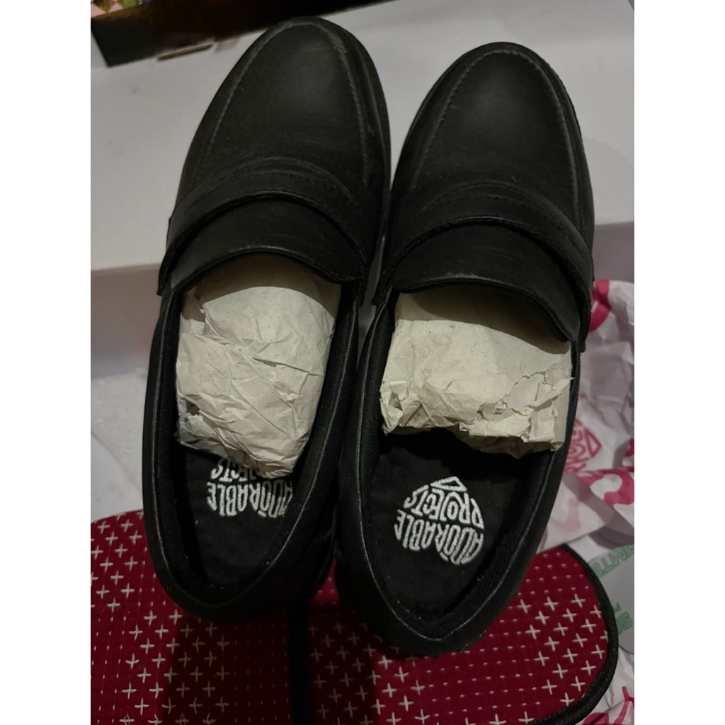 Sepatu adorable project kulit