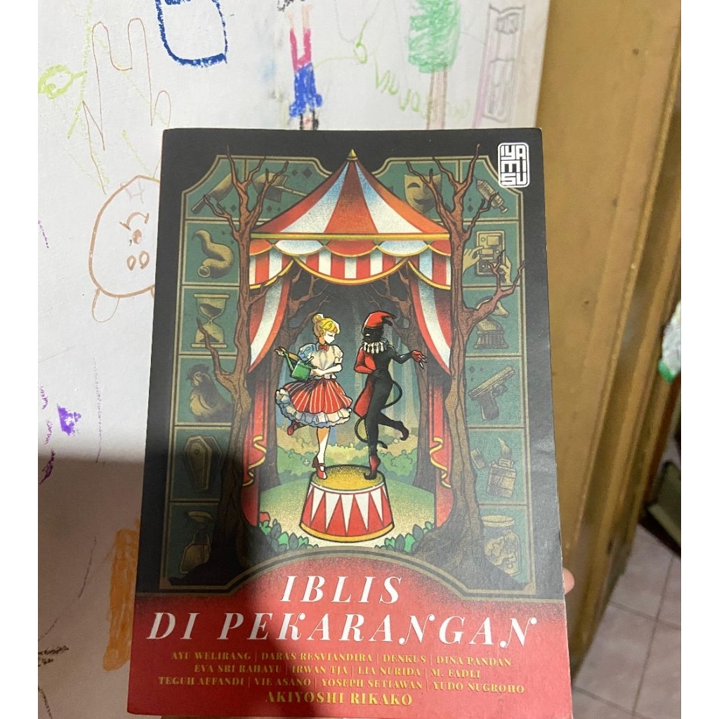 Buku Iblis Di Pekarangan pl