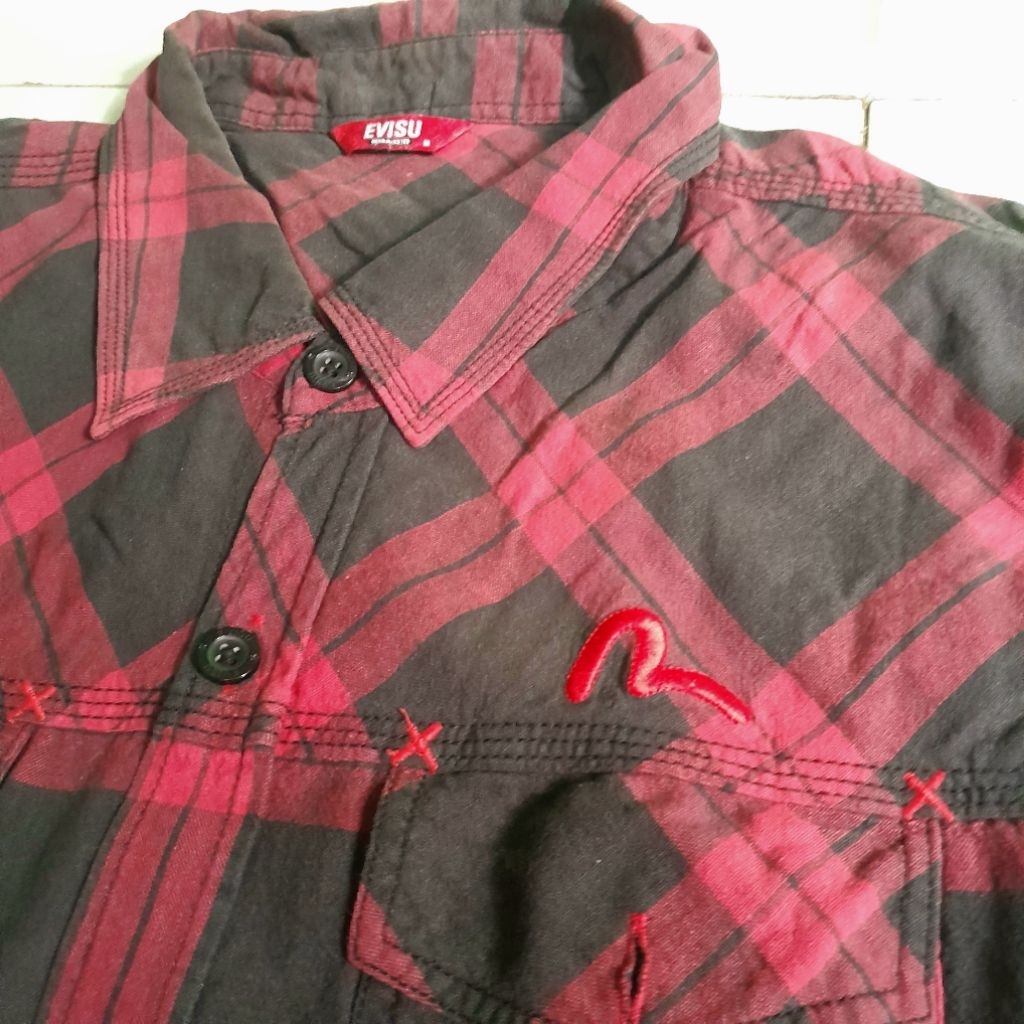 kemeja Evisu