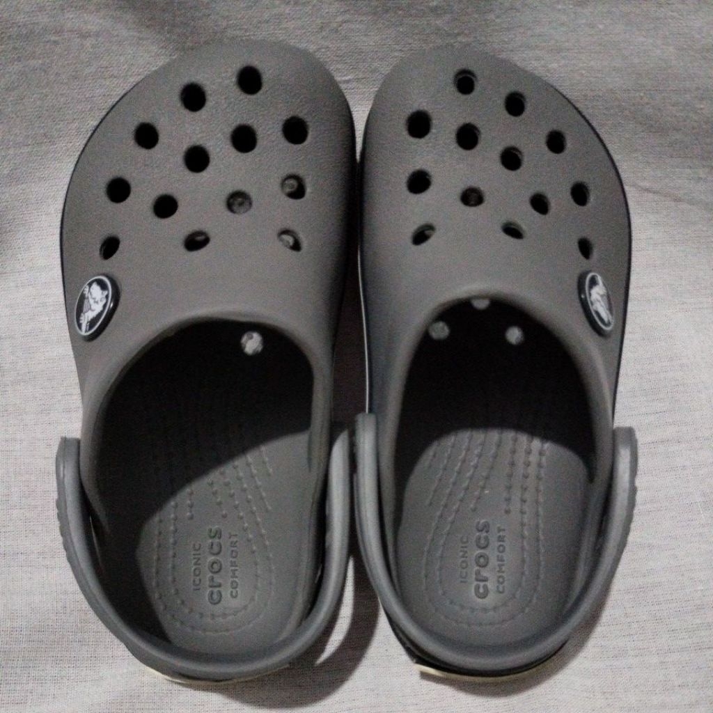 Preloved Sendal Crocs Anak