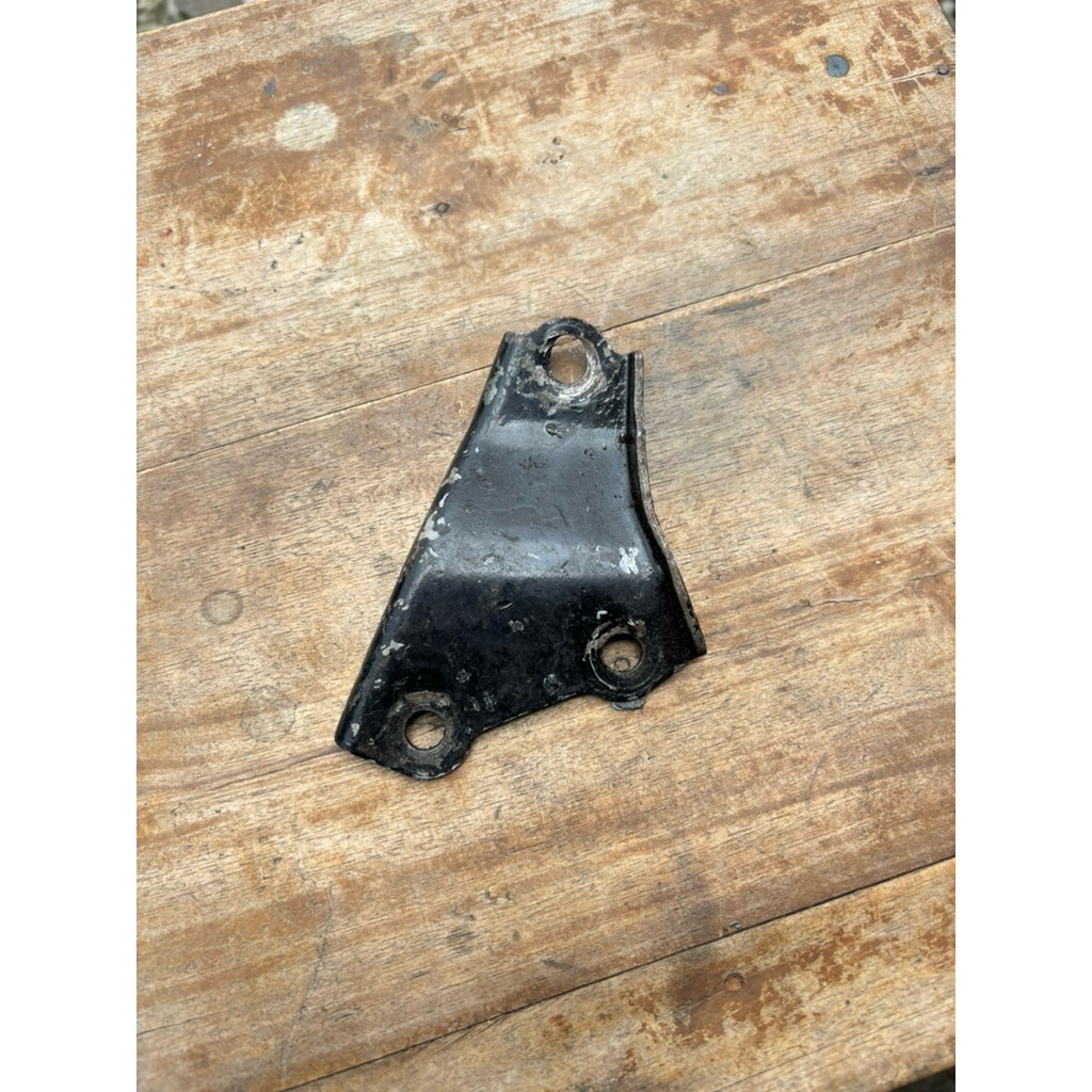 breket dudukan head yamaha rxz catalyzer original