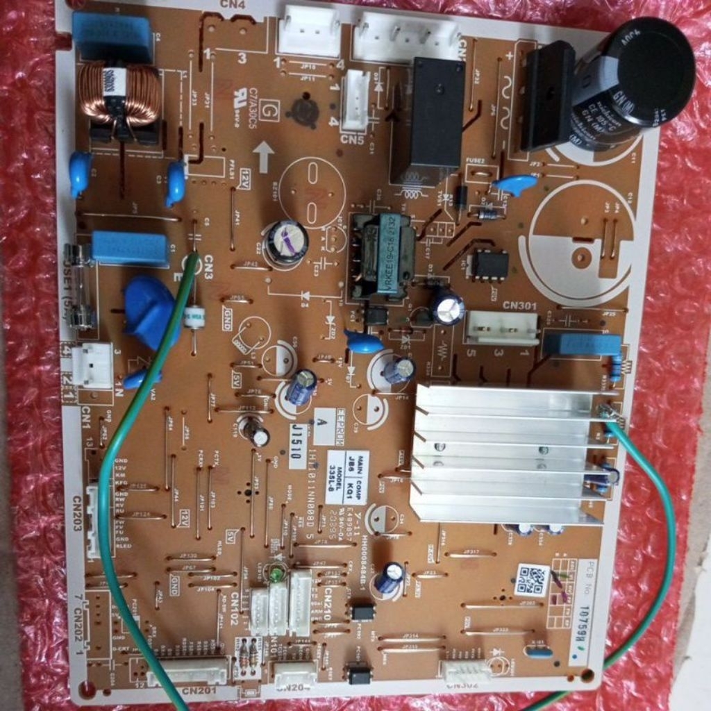 modul kulkas Hitachi inverter R-VG48PGD8