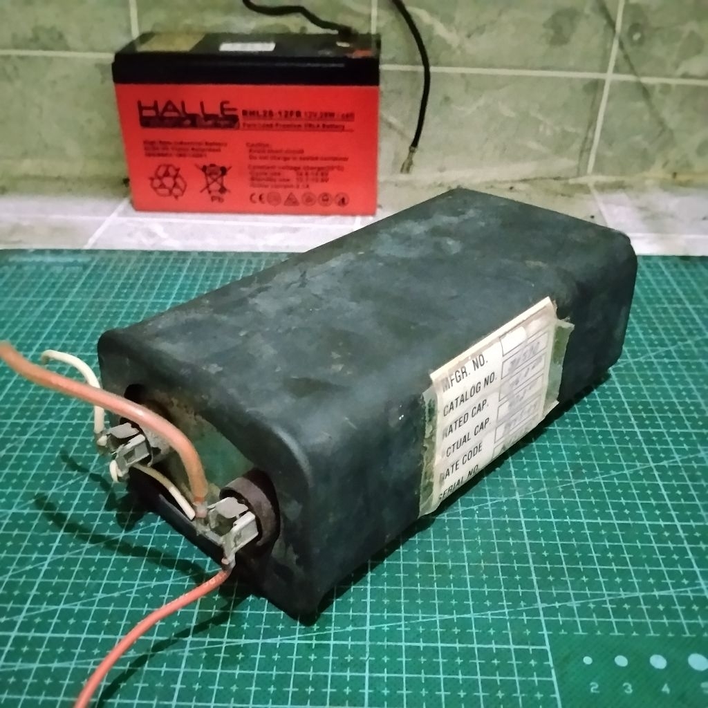 Kapasitor Besar / Bank Kapasitor – Bekas