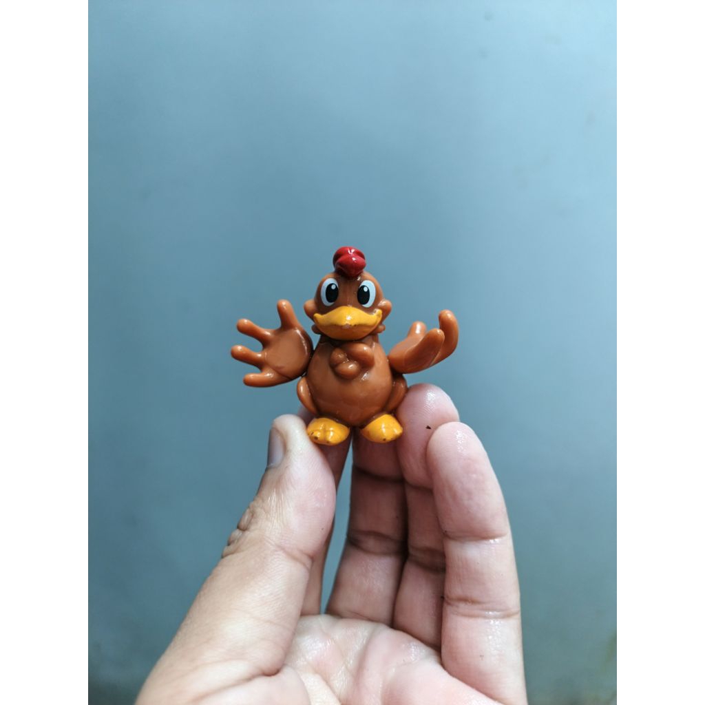 figure kinder surprise chicken spring cuddles