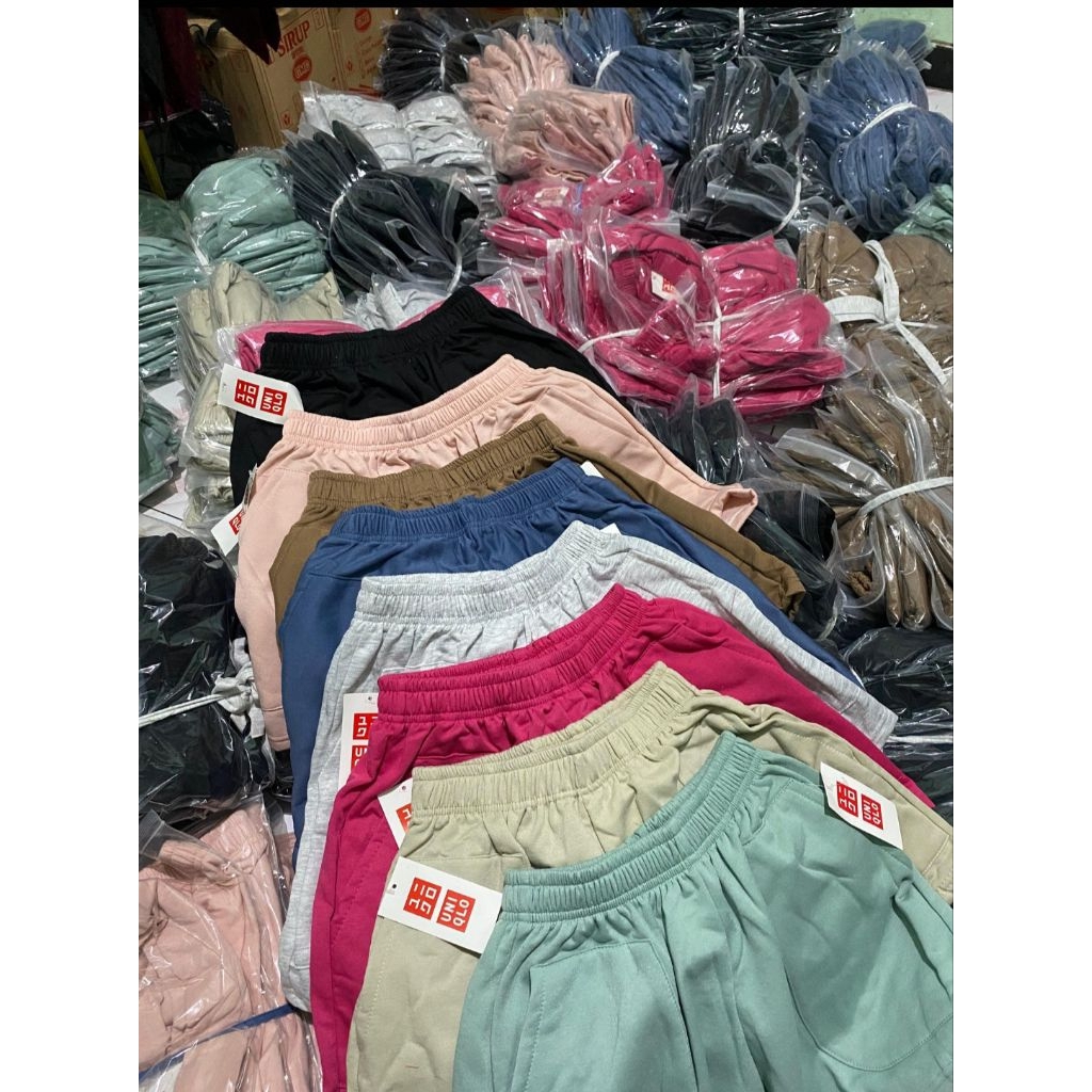 Celana Pendek Pria/Wanita Hotpans Uniqlo Original 100%