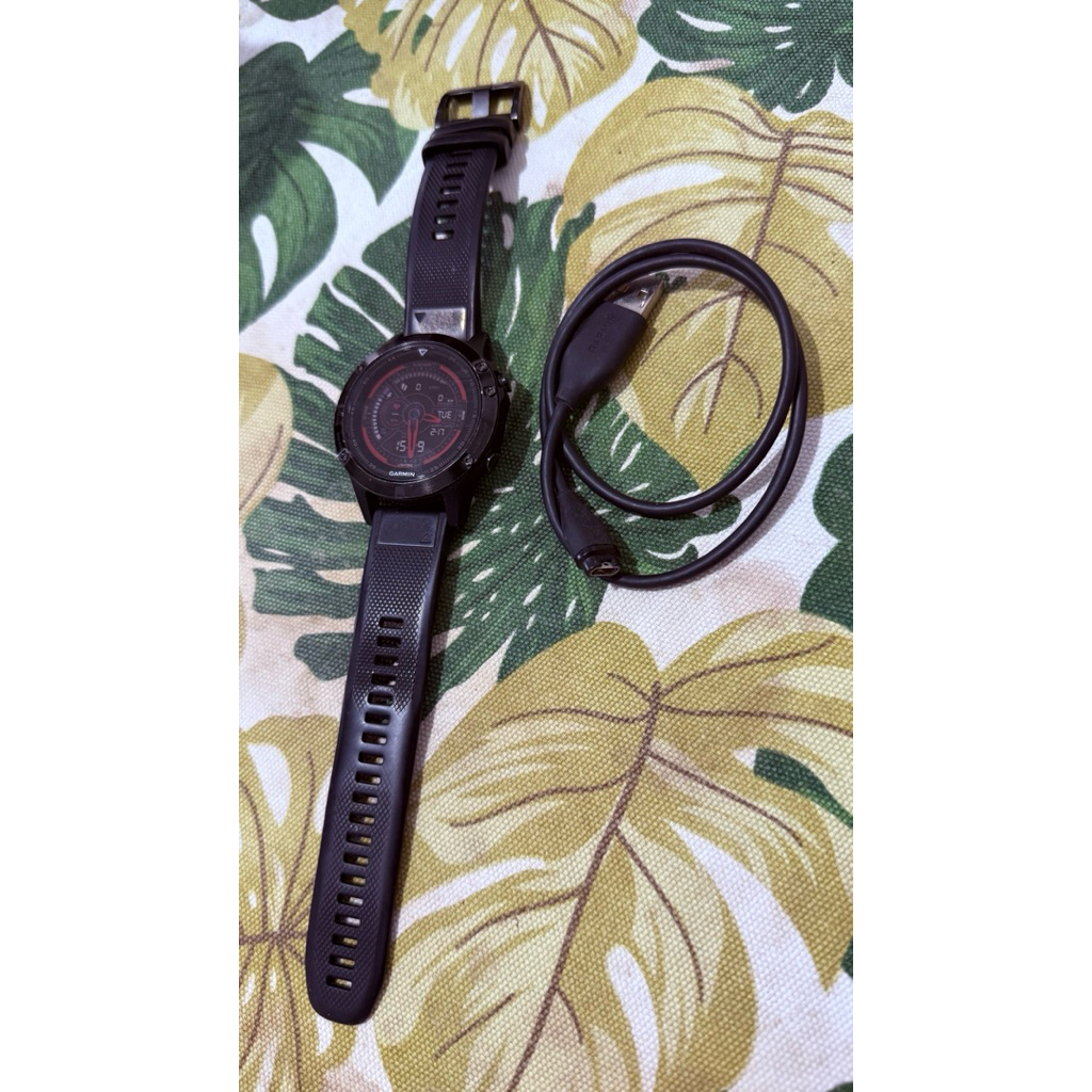 Garmin Fenix 5 Sapphire Crystal