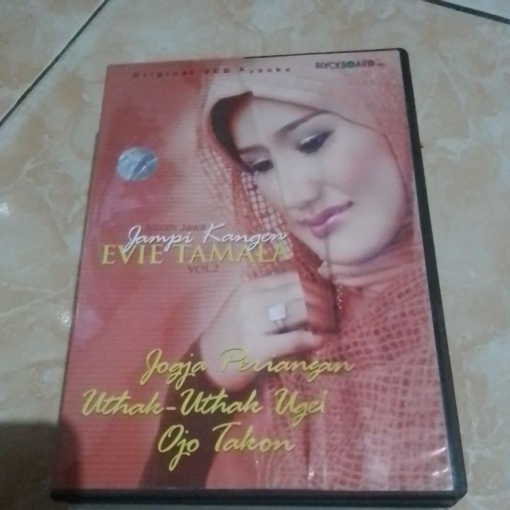 VCD KARAOKE JANJI KANGEN EVIE TAMALA