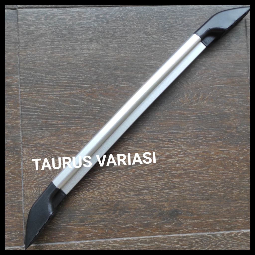 Tarikan Handle Pintu bagasi Belakang Mobil suzuki Karimun kotak