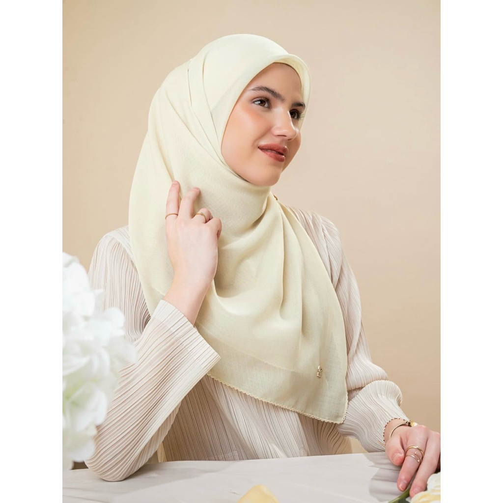 (READY BUTTER) Heaven Lights HL 60S Ultrasoft Voal Hijab Jilbab Voal Polos Basic Segi Empat