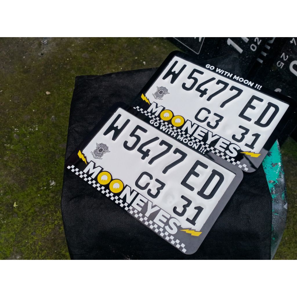 PLAT JDM MOTOR MOONEYES